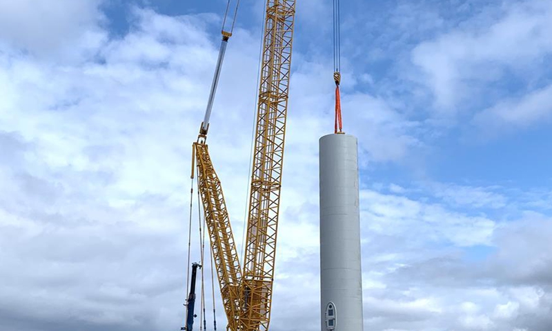 5 wind turbines installed on 50-megawatt wind farm in Kostanay, Kazakhstan