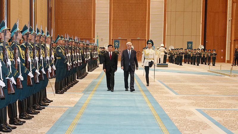 Lao, Kazakhstan Presidents hold historic talks, agree to deepen ties